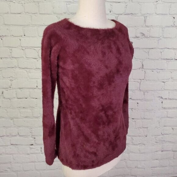 LOVE TOKEN Fuzzy Off Shoulders Sweater Burgundy M NEW - Picture 3 of 8